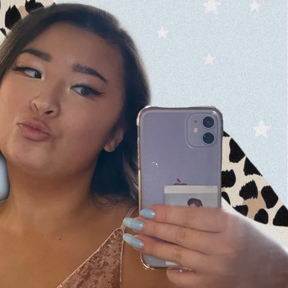 Meet your Posher, Sarah - Picture 2 of 5